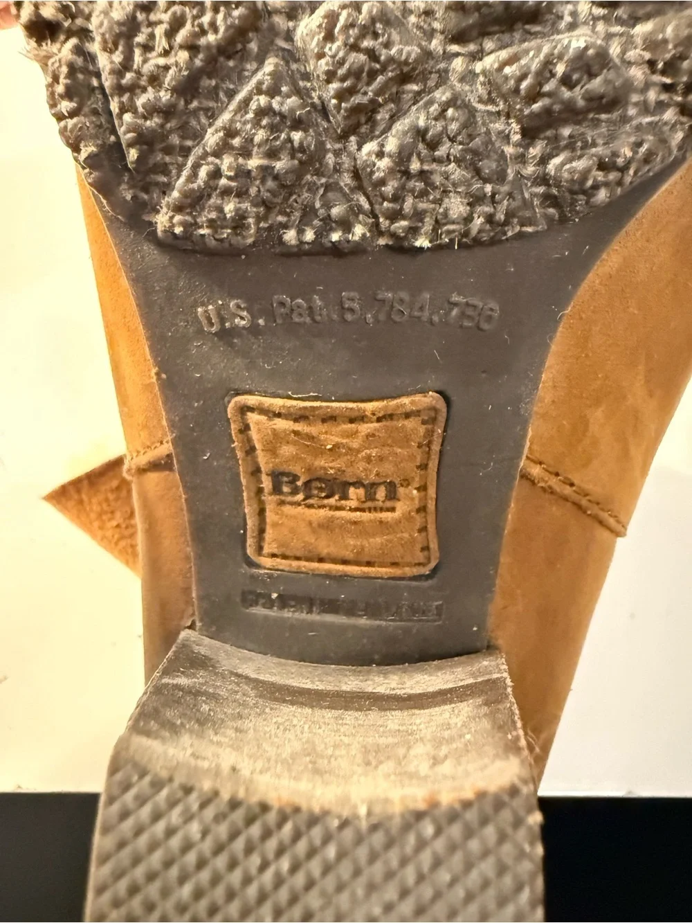 Born Women Boots 6.5 Suede Leather Winter